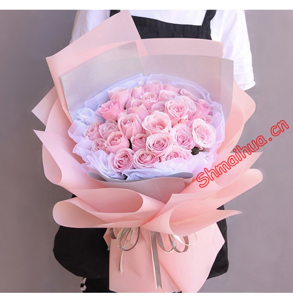 爱的节日-18枝粉玫瑰，配花点缀，精美包装